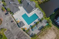 Tupelo Bay Luxury Villa - Modern, 3 bedroom, 2 bath - Beach, Golf, Pools