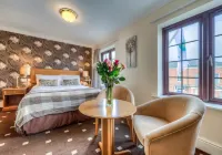Bridge House Hotel Hotels near Prologis Park Birmingham Interchange