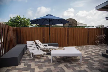 A Relaxing Retreat a Few Steps from the Sun-Soaked Dover Beach and the Vibrant S Отели в г. Dover