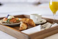 Sheraton Amman Al Nabil Hotel - breakfast