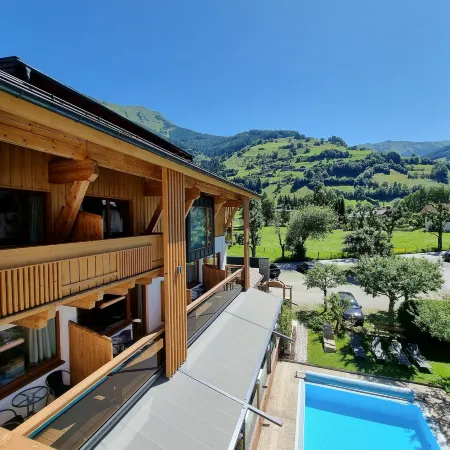 Hotel Alpina