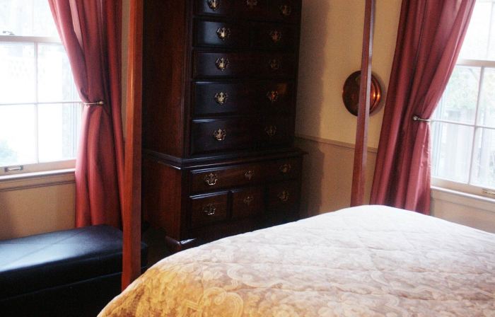 Moore House Bed and Breakfast