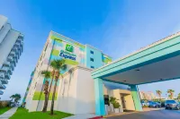 Holiday Inn Express Orange Beach-on the Beach Hotels in Orange Beach