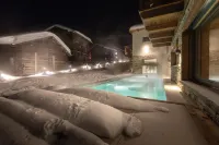 Mont Chalet Nevada - Hotel & Spa - Pools
