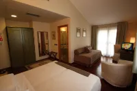 Albergo Della Roccia Hotels in Fornovo di Taro
