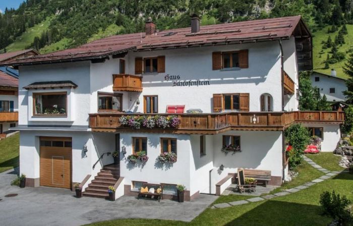 Haus Schrofenstein