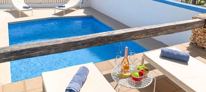 Merill Pool and Sea, Charming Apart 5 Hotels in Mellieha