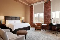 Craddock Terry Hotel, Lynchburg, a Tribute Portfolio Hotel Hôtels à proximité de : Lynchburg Grows