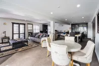Manor Place Apartment Hotels near Brighton Beach
