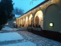 Geréby Kúria Hotel és Lovasudvar Hotels in 