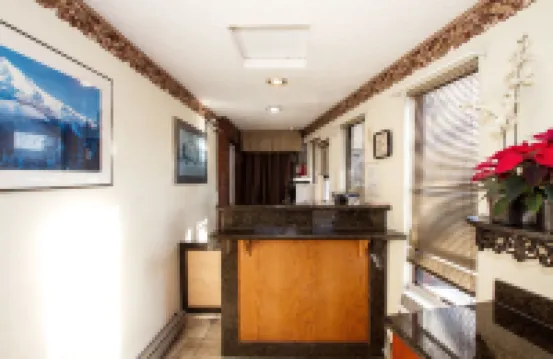 Super 8 by Wyndham Vancouver East