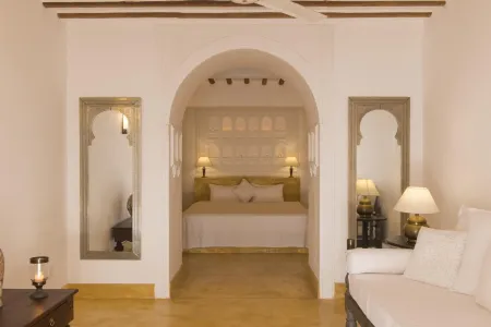 Saffron House in Weligama