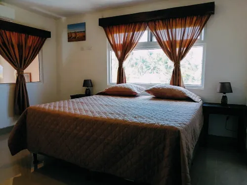 Kilómetro 158 Hawai Monterrico Hotels in Буэна Виста
