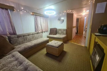 Cozy Cardiff Cabin Retreat Sleeps 6 by Aimee Отели рядом с достопримечательностью «Кардиффский зал.»