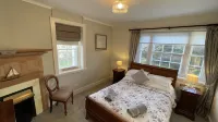 Tan Y Cytiau Hotels in Holyhead