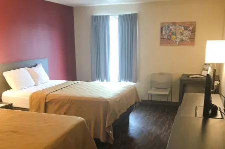 Econo Lodge Отели в г. Запад Бивер Тауншип