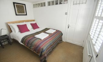 Marine Gardens - Central - by Brighton Holiday Lets