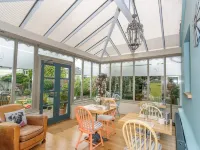 Bradleigh Lodge