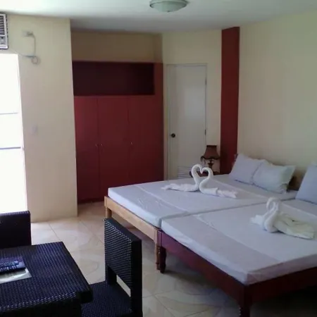 N and F Guesthouse