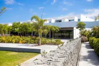Resort Cordial Santa Águeda & Perchel Beach Club Hôtels à : Comarca Sur