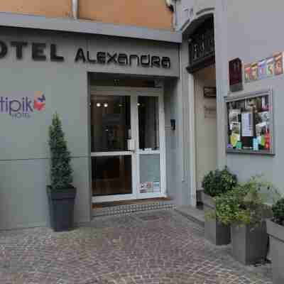 Atipik Hôtel Annecy Hotel Exterior