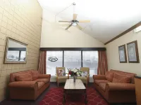 Owen Sound Inn Hotels in Grey County