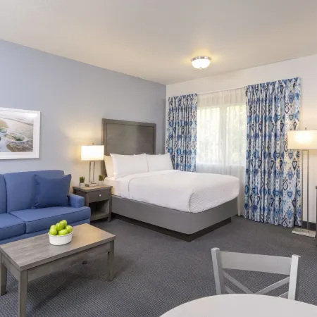 Beachfront Inn and Suites at Dana Point