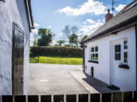 ザ ハイツ & ホローズ ファームハウス ダウンパトリックのホテル