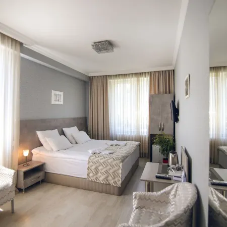 Kenari Hotel