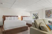 Parmer's Resort Hotel a Monroe County