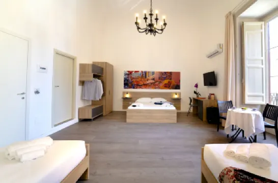 Ballarò Hotel Hotels near La Martorana