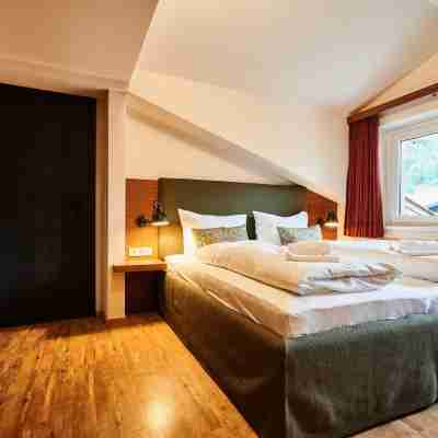 Evi Apartments - Alma Rooms