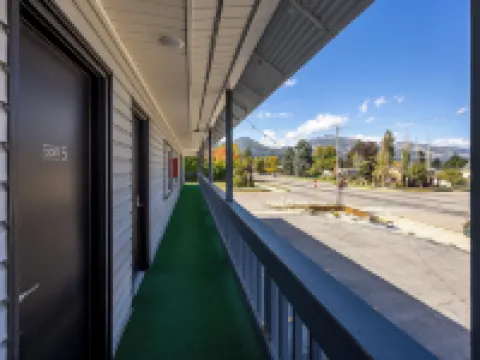 City Center Motel Hotels in Hamilton