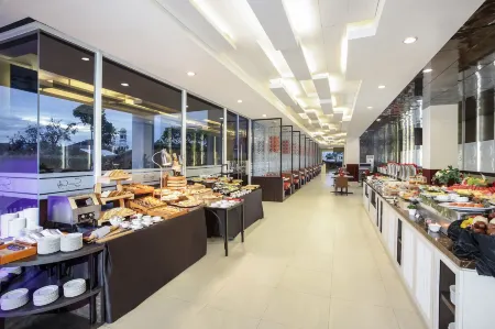 Swiss-Belhotel Jambi Отели в г. Джамби