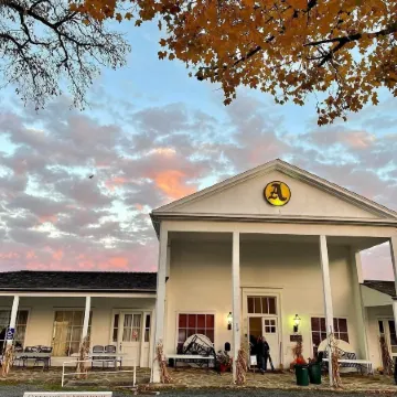 Cannon Hill Inn