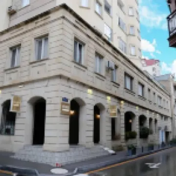 Leyla Apartments 1 Hotels near Fountains Square