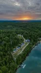 Pimishka Domaine Nature - Chalets Hotels in Maniwaki