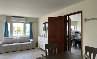 Merakii Seaview Escape Curacao
