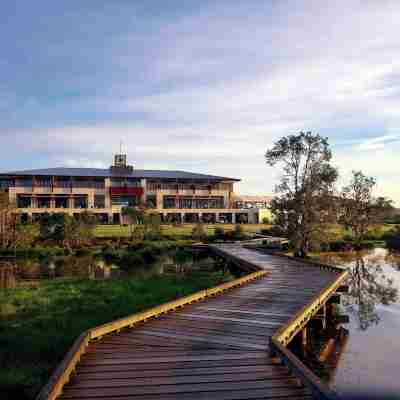 Mercure Kooindah Waters Central Coast Hotel Exterior