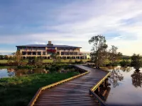 Mercure Kooindah Waters Central Coast Hotels in Gorokan
