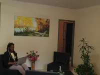 皇后舒適旅館 西班牙港酒店