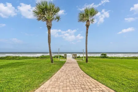 Oceanfront Private, Pool, Balcony, Elevator