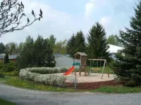 Comfortable holiday home at the Zeulenroda dam / bungalow village Zadelsdorf.