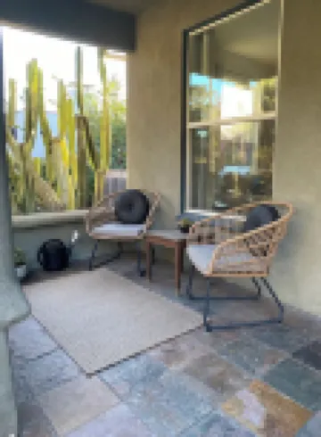 Rosebud: Charming 2-bedroom home in Pasadena