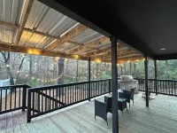 Charming 1-bedroom house in Ore City with WiFi