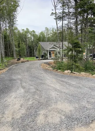 Shipbuilder's Retreat, Unit 2, Sleeps 6, 5 minutes to Harbor