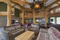Ski-in / Ski-out 2Bed 2Bath Sunstone Lodge Condo at Little Eagle Express