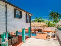 Ocean View and Tiki Hut - Stunning Salt Water Pool Retreat
