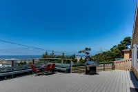 Newport's Cypress Oceanview Home