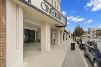 Private Balcony and Lush Garden Oasis - Gorgeous Historic Haven Hotels near Target